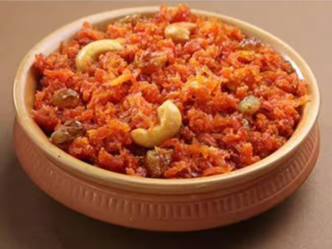 Gajar ka Halwa (Carrot Halwa)