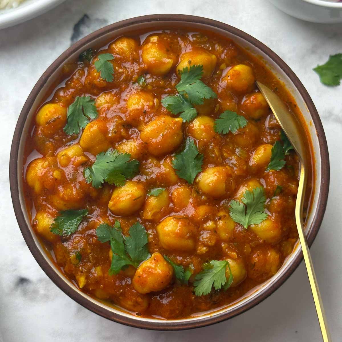 Chana Masala Recipe | Punjabi Chhole Chana