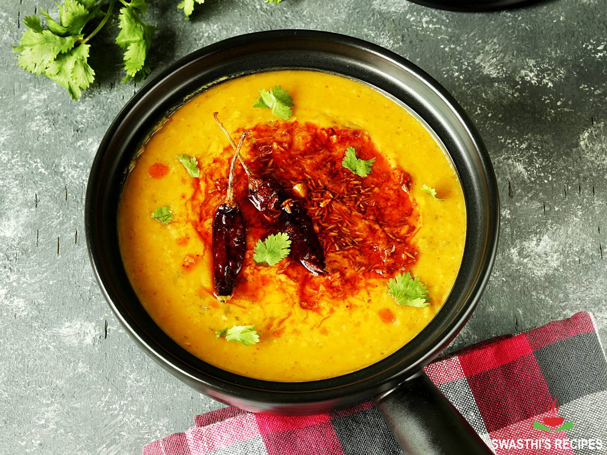 दाल तड़का (पीली दाल) रेसिपी: Dal Tadka Recipe (Yellow Dal)