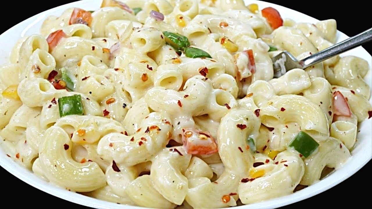 व्हाइट सॉस पास्ता रेसिपी: White Sauce Pasta Recipe