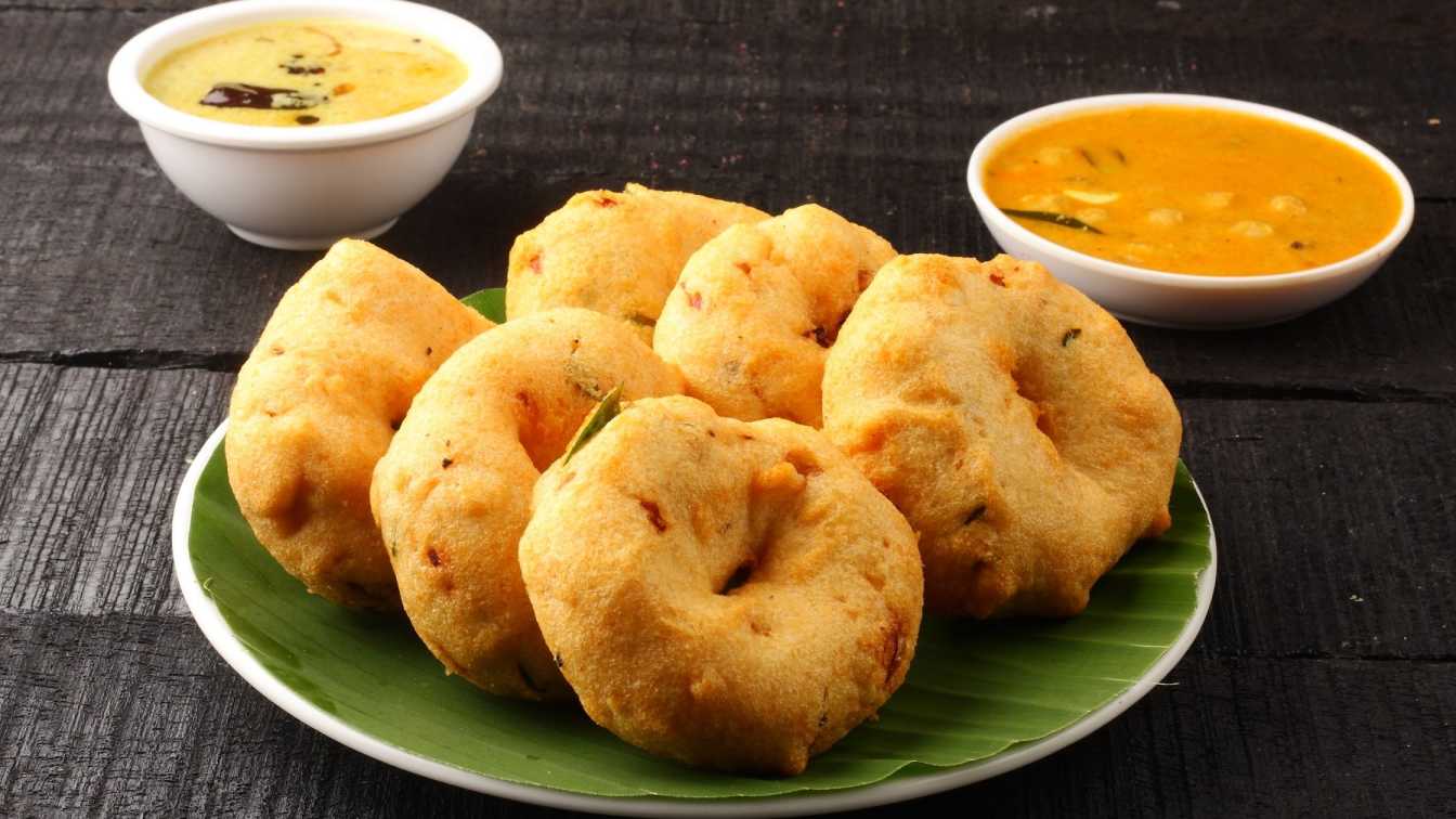 मेदू वड़ा रेसिपी: Mendu Vada Recipe