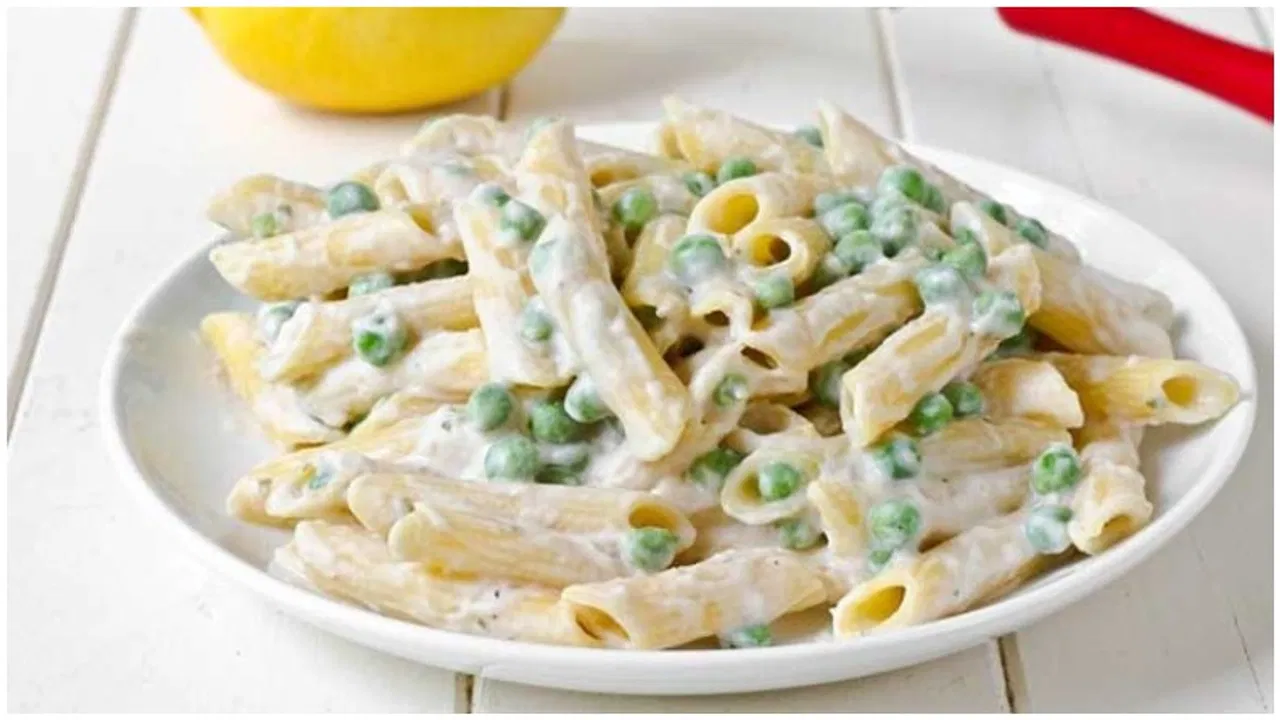 व्हाइट सॉस पास्ता: White Sauce Pasta