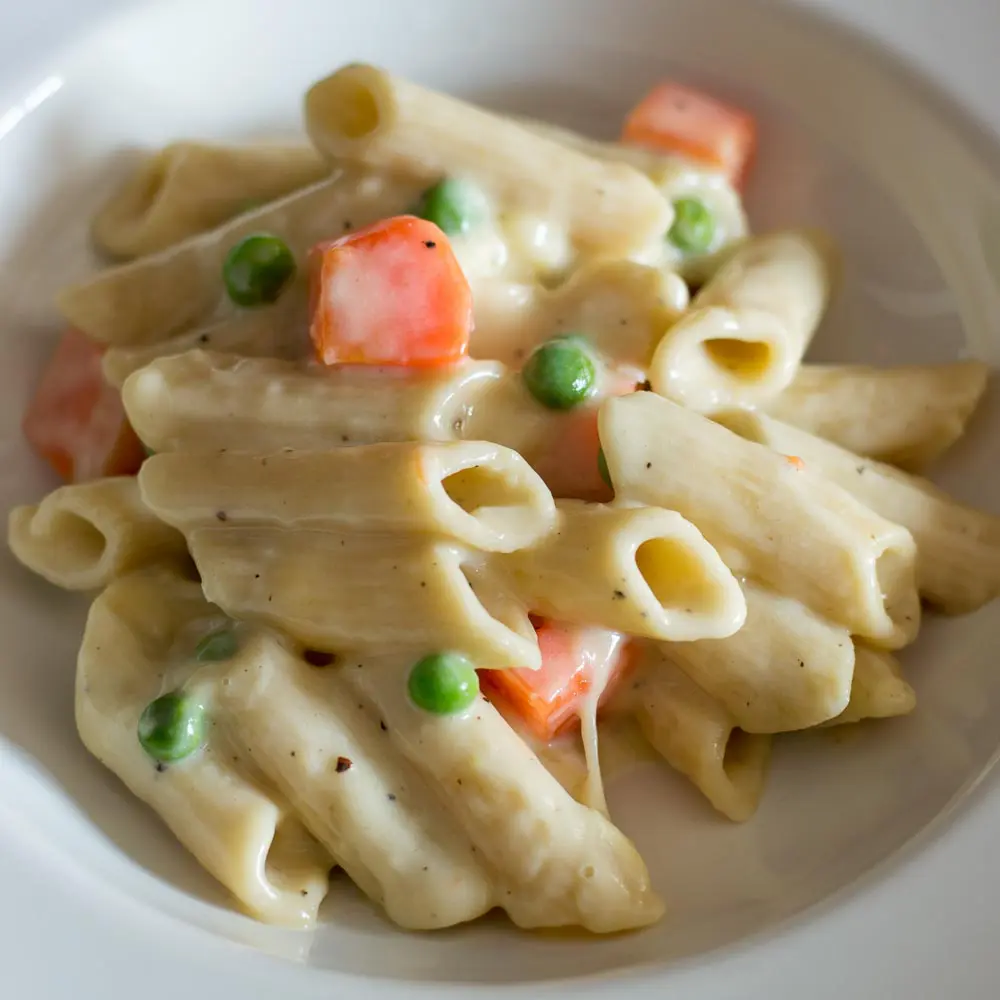 व्हाइट सॉस पास्ता: White Sauce Pasta