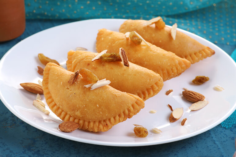 Gujiya